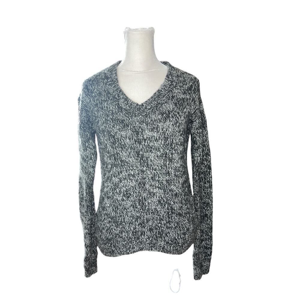 Aeropostale Womens Black White Marled Knit V-Neck Sweater Size Small Shaker Knit